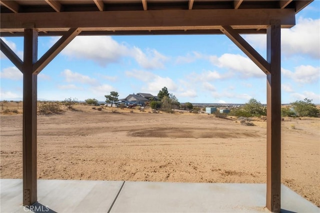 11228 Mockingbird, Apple Valley, CA 92308 - view of yard