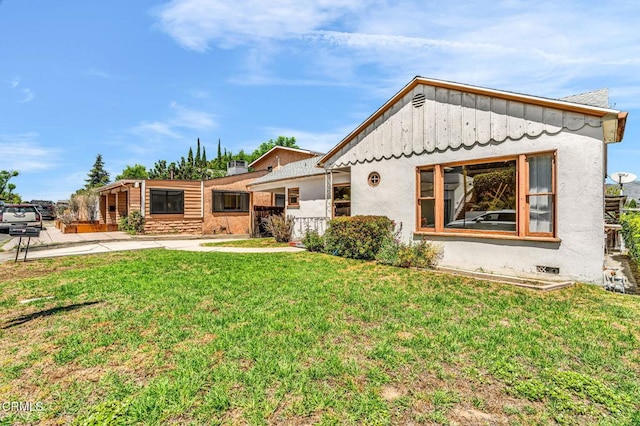 4127 Scandia Way, Los Angeles, CA 90065 - view of front of house featuring board and batten siding and a front lawn