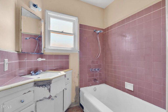 4127 Scandia Way, Los Angeles, CA 90065 - full bathroom featuring vanity, tub / shower combination, and backsplash