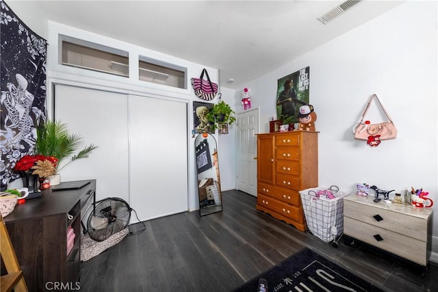 26 Billings Ave, Beaumont, CA 92223 - bedroom with dark wood finished floors and a closet