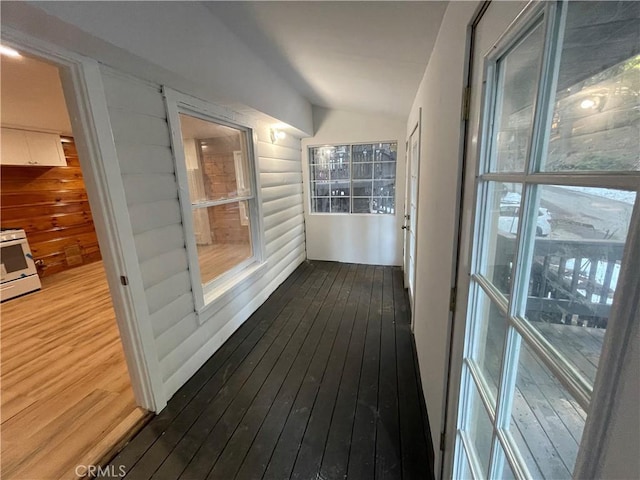 651 Community Dr, Lake Arrowhead, CA 92352 - unfurnished sunroom featuring lofted ceiling and plenty of natural light
