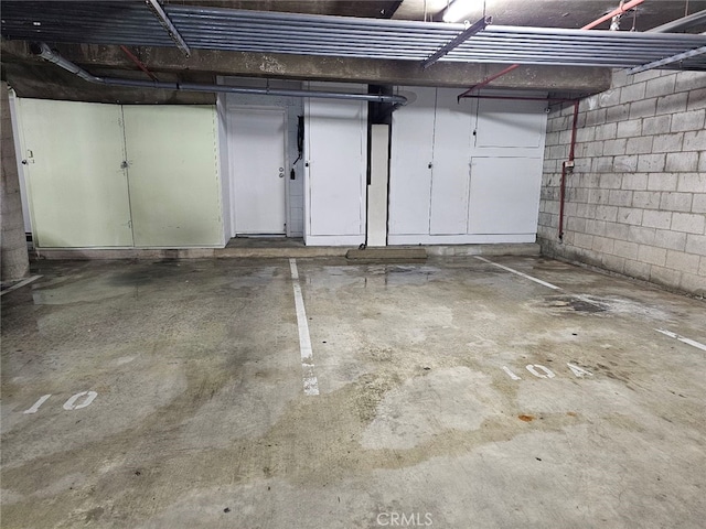 400 Monterey Rd Unit 10, Glendale, CA 91206 - parking deck with concrete block wall