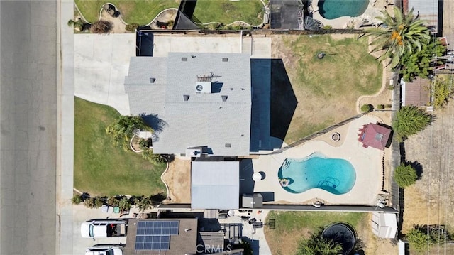 3108 Holbrook St, Bakersfield, CA 93312 - aerial view of property and surrounding area featuring a pool