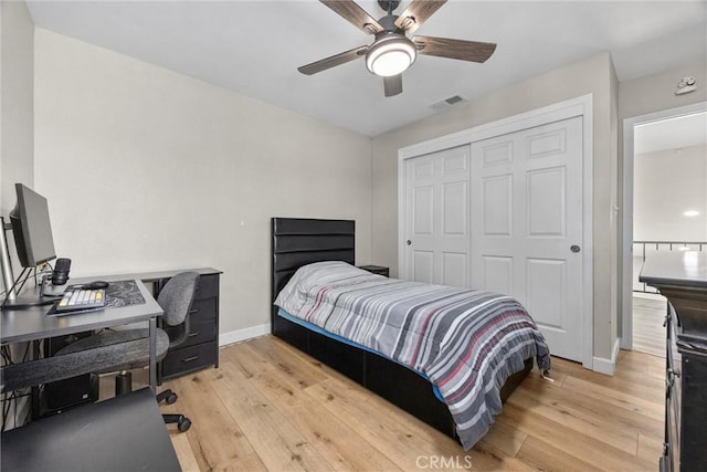 3108 Holbrook St, Bakersfield, CA 93312 - bedroom featuring light wood-style floors, a closet, an office area, and a ceiling fan