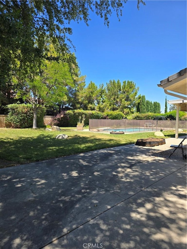 41653 62nd St W, Palmdale, CA 93551 - view of concrete driveway