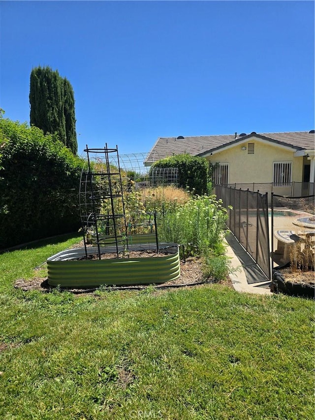 41653 62nd St W, Palmdale, CA 93551 - view of yard featuring a vegetable garden