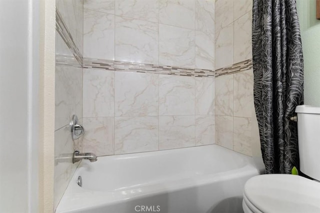 1490 Cabrillo Park Dr Unit B, Santa Ana, CA 92701 - full bath with toilet and shower / bath combination with curtain