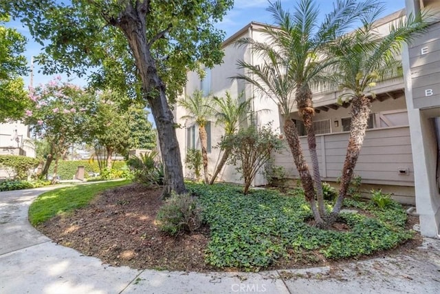1490 Cabrillo Park Dr Unit B, Santa Ana, CA 92701 - view of front facade