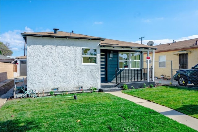 5916 Walnut Ave, Long Beach, CA 90805 - bungalow-style home featuring stucco siding