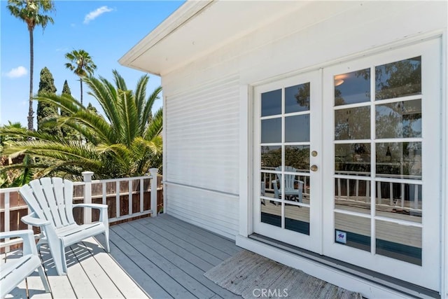 976 N Loma Vista Dr, Long Beach, CA 90813 - wooden deck with french doors