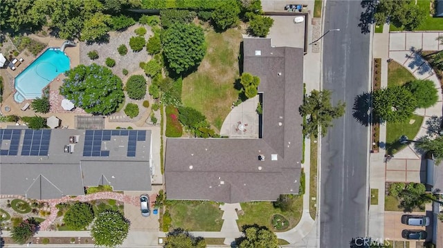 10020 Wystone Ave, Northridge, CA 91324 - aerial view of property and surrounding area with a pool