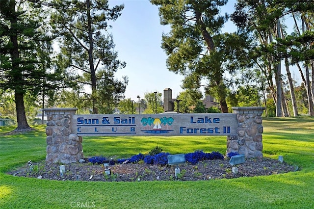 24682 Via Tequila, Lake Forest, CA 92630 - community sign with a yard