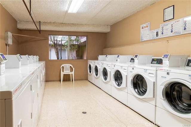 2501 W Redondo Beach Blvd Unit 317, Gardena, CA 90249 - shared laundry room with independent washer and dryer