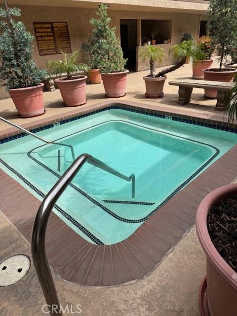 2501 W Redondo Beach Blvd Unit 317, Gardena, CA 90249 - view of pool featuring a pool and a patio area