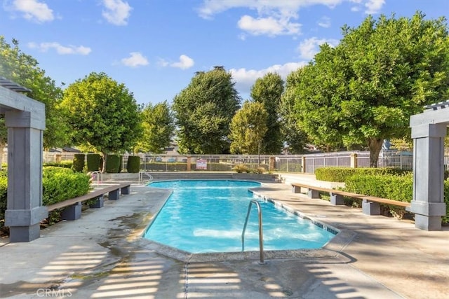 817 Granite Privado, Ontario, CA 91762 - community pool with a patio area