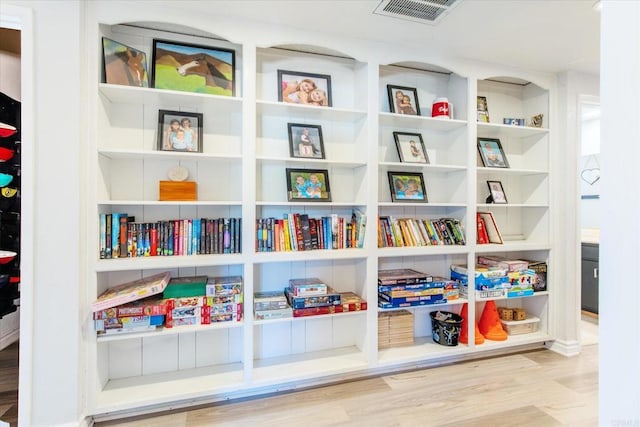 24093 Sargeant Rd, Ramona, CA 92065 - detailed view of wood finished floors