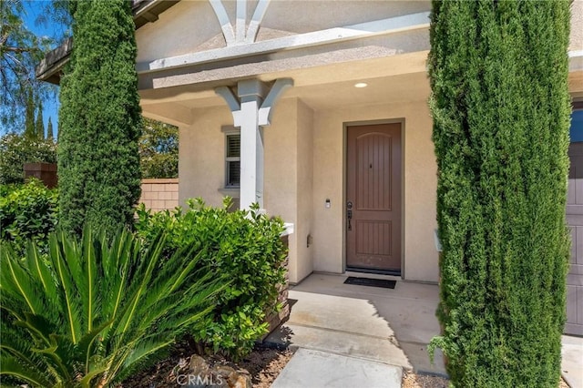 43024 Beamer Ct, Temecula, CA 92592 - entrance to property with stucco siding