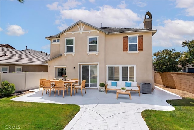 43024 Beamer Ct, Temecula, CA 92592 - rear view of property featuring a patio, stucco siding, and a fenced backyard