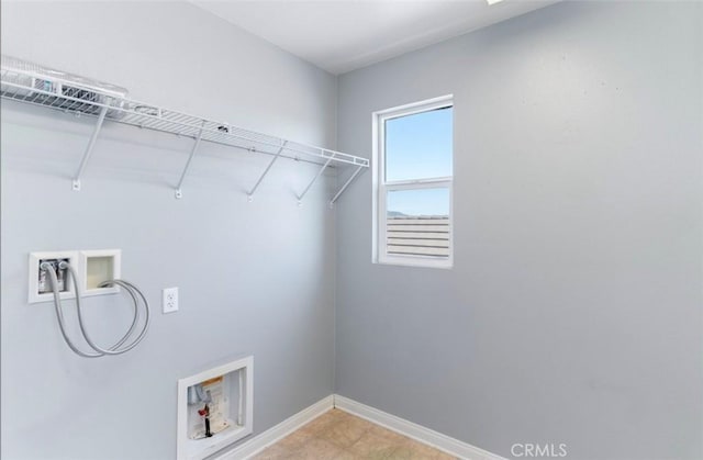 43024 Beamer Ct, Temecula, CA 92592 - laundry area featuring washer hookup and baseboards