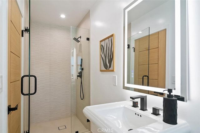 4701 Deseret Dr, Woodland Hills, CA 91364 - bathroom with a stall shower and recessed lighting