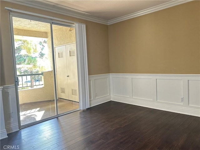 10824 Sabre Hill Dr Unit 194, San Diego, CA 92128 - empty room featuring dark wood-type flooring, wainscoting, ornamental molding, and a decorative wall