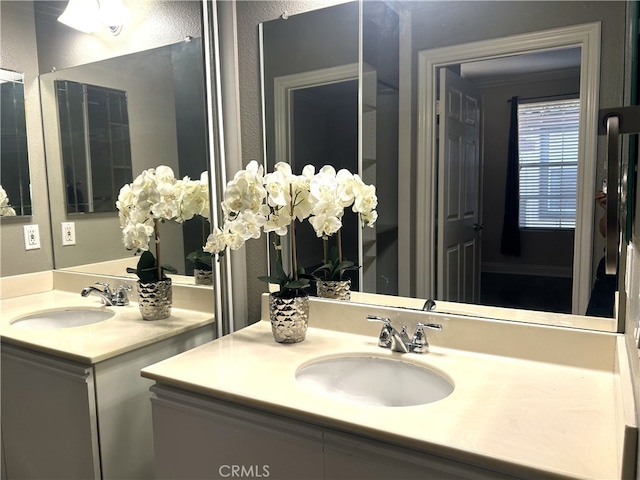 10824 Sabre Hill Dr Unit 194, San Diego, CA 92128 - bathroom featuring vanity and a textured wall