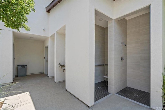 2013 Bravo Loop Unit 2, Chula Vista, CA 91915 - property entrance with stucco siding