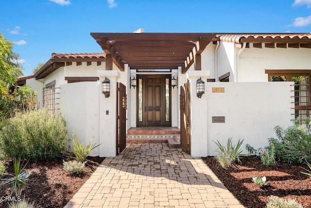 1533 Rancho Ave, Glendale, CA 91201 - property entrance featuring stucco siding and a tile roof