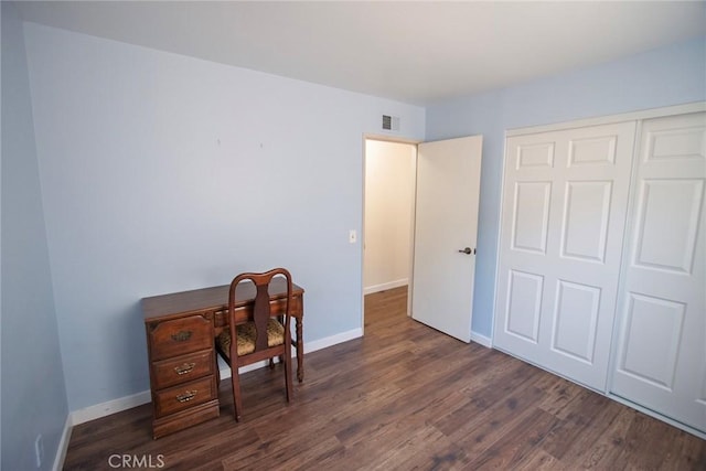 20716 Community St, Winnetka, CA 91306 - office space with wood finished floors and baseboards
