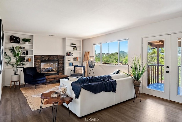 5155 Ardilla Ave, Atascadero, CA 93422 - living area with wood finished floors and a fireplace