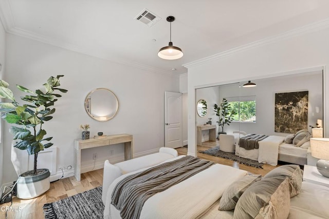 453 Frontenac Ave, Los Angeles, CA 90065 - bedroom with crown molding and light wood-style floors