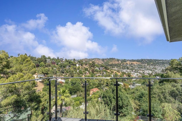 453 Frontenac Ave, Los Angeles, CA 90065 - view of balcony