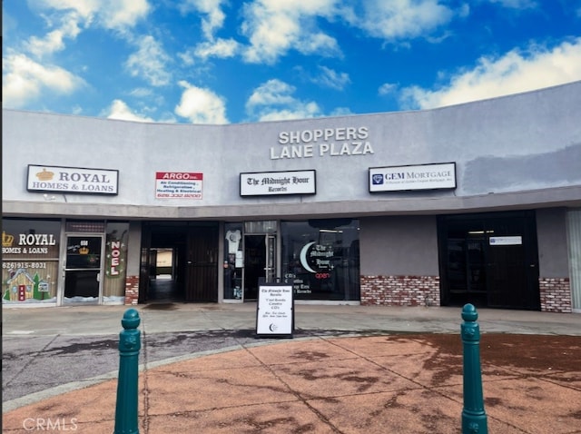 675 N Lark Ellen Ave, Covina, CA 91722 - view of building exterior