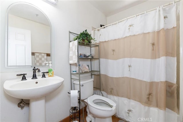 65380 San Lucas Rd, Lockwood, CA 93932 - full bath with toilet and a sink