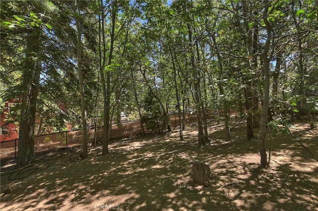 325 Brentwood, Lake Arrowhead, CA 92352 - view of yard