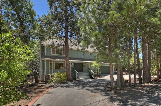 325 Brentwood, Lake Arrowhead, CA 92352 - view of front of home with concrete driveway