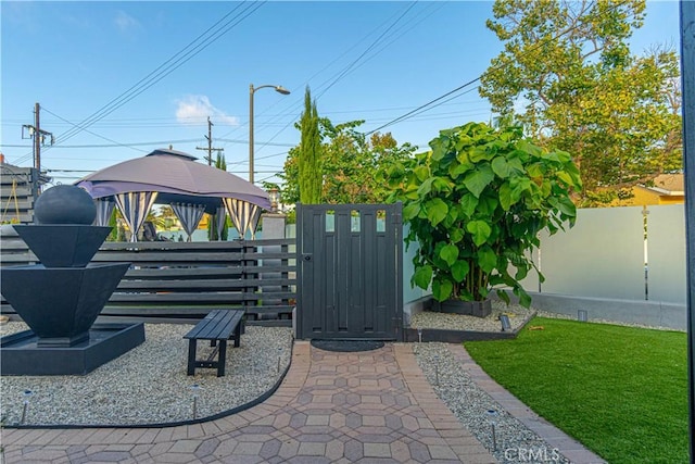 12309 Arbor Pl, Los Angeles, CA 90044 - photo 5