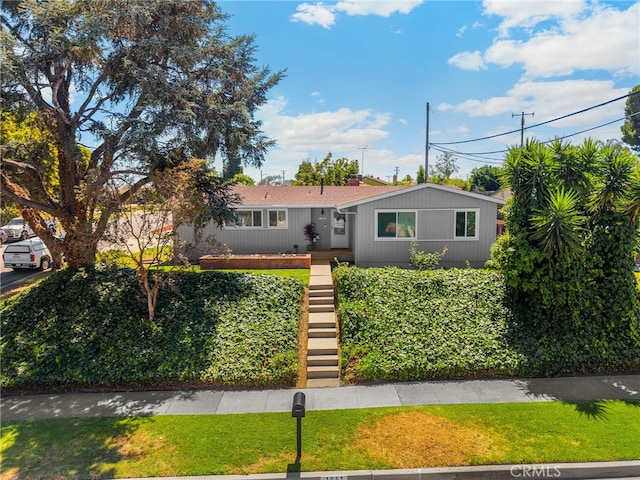 1051 Russell St, La Habra, CA 90631 - ranch-style home featuring a front yard