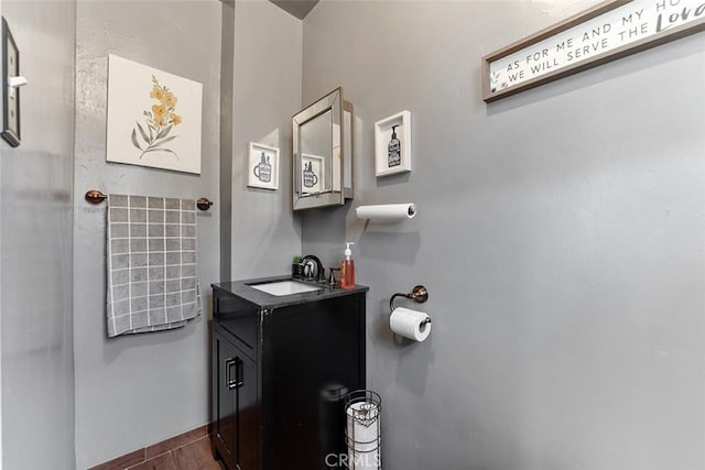 2118 W 84th St, Los Angeles, CA 90047 - half bath featuring vanity