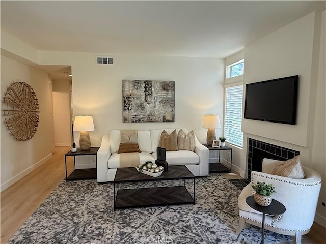 13 Silvertide Dr, Dana Point, CA 92629 - living area with baseboards and wood finished floors