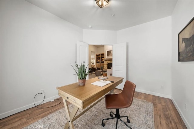 7105 Rayar Rd, Atascadero, CA 93422 - office area with wood finished floors and baseboards