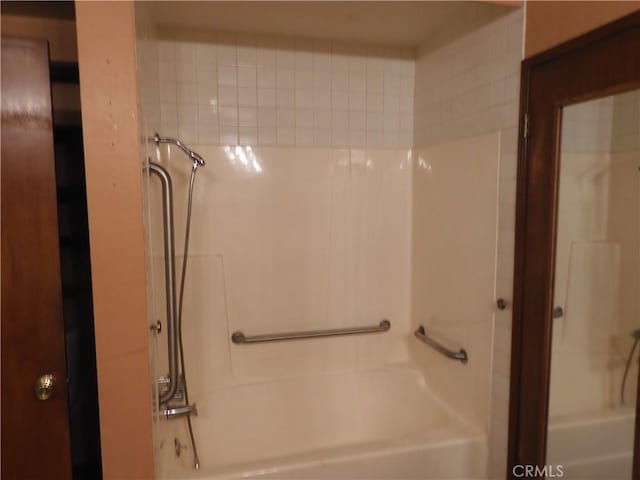 17216 Cedar Way, Clearlake Oaks, CA 95423 - bathroom with washtub / shower combination