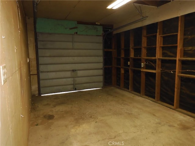 17216 Cedar Way, Clearlake Oaks, CA 95423 - view of garage