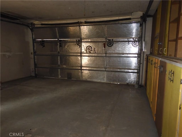 17216 Cedar Way, Clearlake Oaks, CA 95423 - view of garage