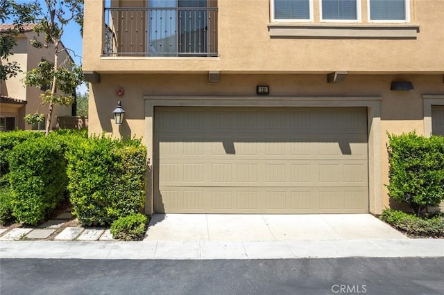 111 Thornhurst, Irvine, CA 92620 - view of garage