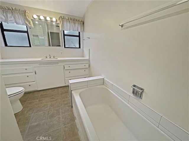 2334 N Keystone St, Burbank, CA 91504 - bathroom featuring vanity and a garden tub
