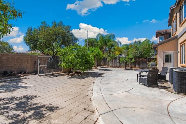 53085 Memorial St, Lake Elsinore, CA 92532 - fenced backyard featuring a patio