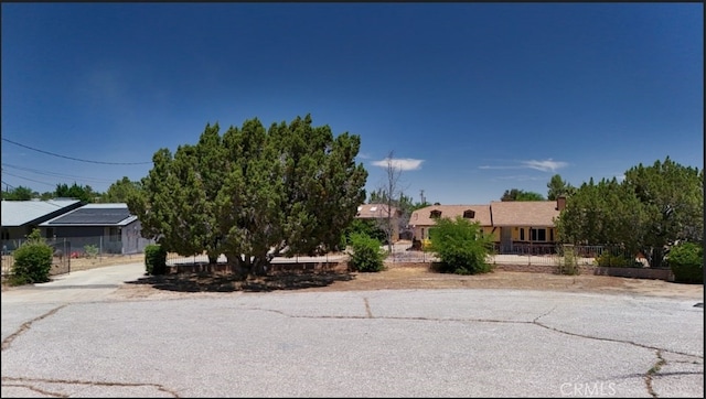 16520 Adelia St, Hesperia, CA 92345 - view of front of house featuring driveway