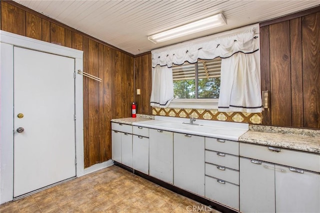 559 Edgar Ave Unit A2-282, Beaumont, CA 92223 - kitchen featuring wooden walls