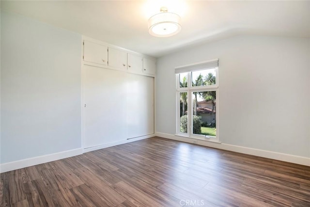 341 Cumberland Rd, Glendale, CA 91202 - empty room with dark wood finished floors and baseboards